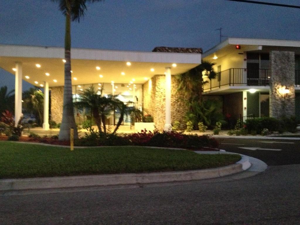 Dolphin Key Resort - Cape Coral Buitenkant foto