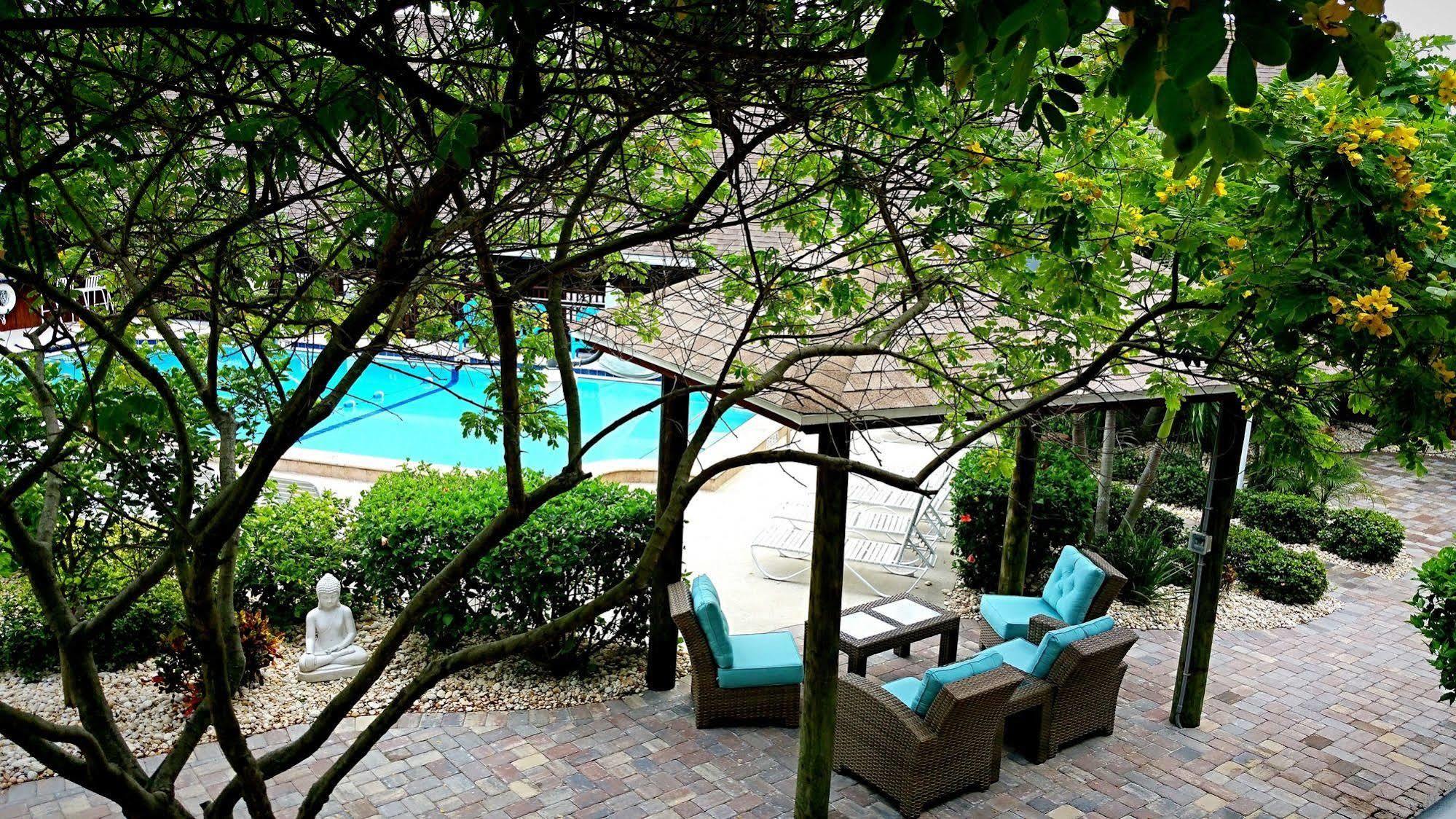 Dolphin Key Resort - Cape Coral Buitenkant foto